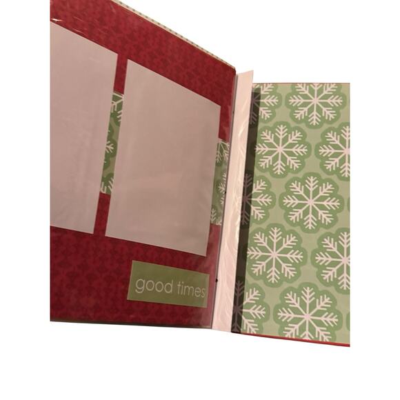 Make It Possible Merry Christmas Scrapbook Album 12x12 Pre-Designed Pages READ - Picture 7 of 8